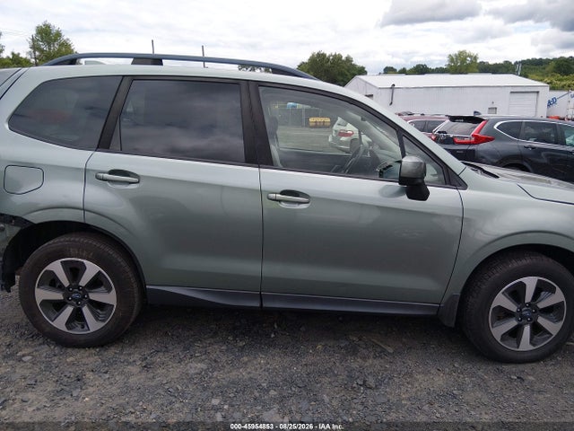 45954853 :رقم المزاد ، JF2SJAEC3HH438282 vin ، 2017 Subaru Forester 2.5i Premium مزاد بيع