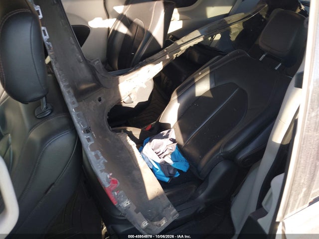 Aukcja sprzedaży 2018 Chrysler Pacifica Hybrid Touring L, vin: 2C4RC1L7XJR125057, numer aukcji: 45954878