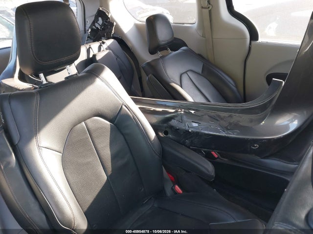 Aukcja sprzedaży 2018 Chrysler Pacifica Hybrid Touring L, vin: 2C4RC1L7XJR125057, numer aukcji: 45954878