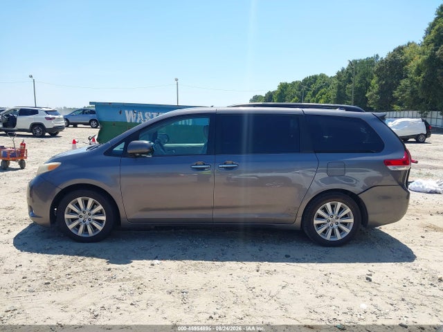 45954895 :رقم المزاد ، 5TDYK3DC2BS083918 vin ، 2011 Toyota Sienna Ltd مزاد بيع