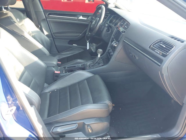 2015 Volkswagen Golf R 4-door მანქანა იყიდება აუქციონზე, vin: WVWLF7AU1FW221764, აუქციონის ნომერი: 45954924