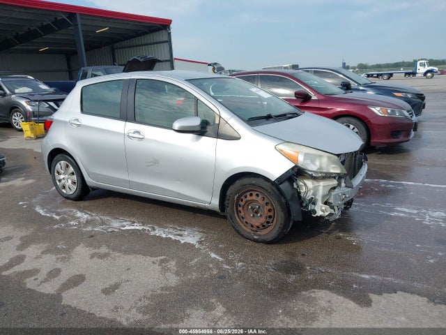 45954958 :رقم المزاد ، JTDKTUD38CD503476 vin ، 2012 Toyota Yaris Le مزاد بيع