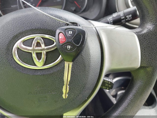 45954958 :رقم المزاد ، JTDKTUD38CD503476 vin ، 2012 Toyota Yaris Le مزاد بيع