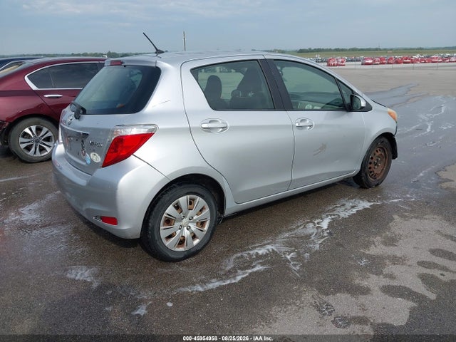 45954958 :رقم المزاد ، JTDKTUD38CD503476 vin ، 2012 Toyota Yaris Le مزاد بيع