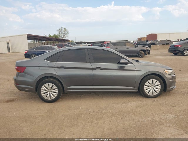 2019 Volkswagen Jetta 1.4t R-line/1.4t S/1.4t Se მანქანა იყიდება აუქციონზე, vin: 3VWC57BU6KM137013, აუქციონის ნომერი: 45954978