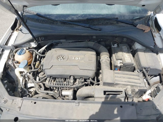 1VWAT7A30EC108781 Volkswagen Passat 1.8t S