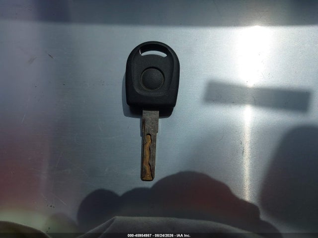1VWAT7A30EC108781 Volkswagen Passat 1.8t S