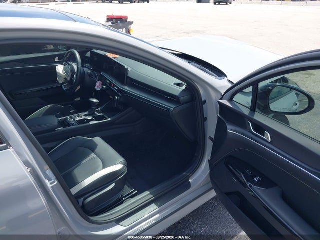 2025 Kia K5 Gt-line მანქანა იყიდება აუქციონზე, vin: KNAG64J76S5381100, აუქციონის ნომერი: 45955038