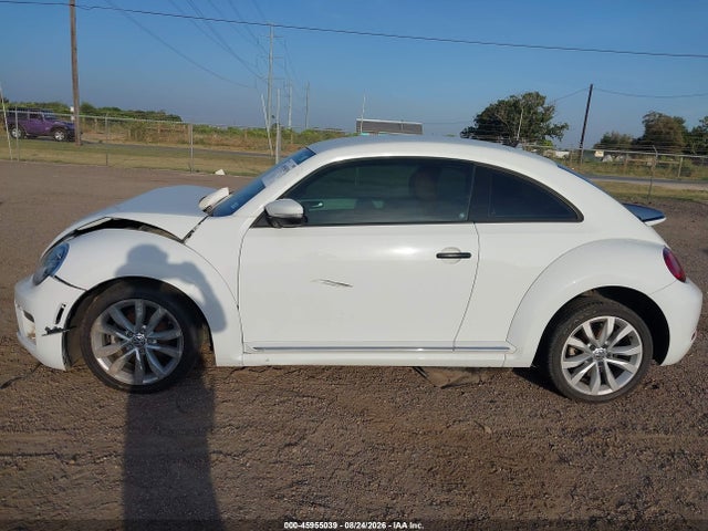 2017 Volkswagen Beetle #pinkbeetle/1.8t Classic/1.8t S მანქანა იყიდება აუქციონზე, vin: 3VWF17AT4HM618856, აუქციონის ნომერი: 45955039