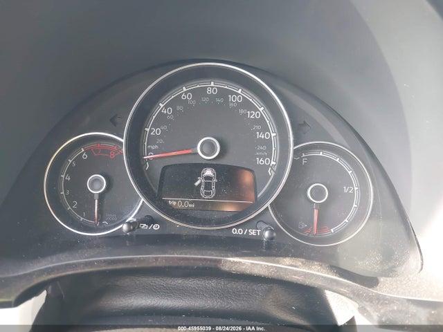 2017 Volkswagen Beetle #pinkbeetle/1.8t Classic/1.8t S მანქანა იყიდება აუქციონზე, vin: 3VWF17AT4HM618856, აუქციონის ნომერი: 45955039