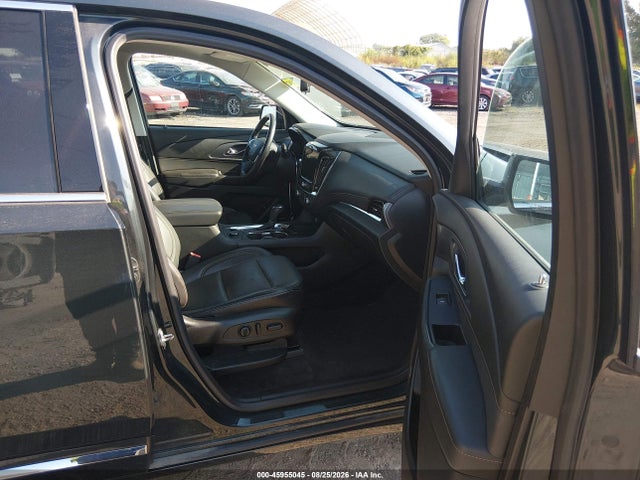 1GNEVJKW0JJ270783 Chevrolet Traverse Premier