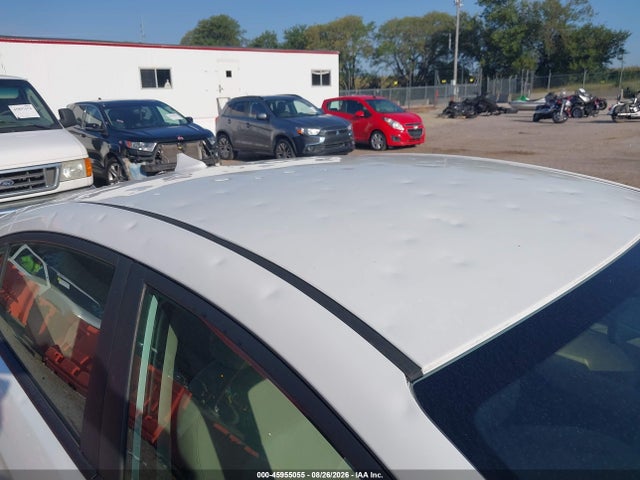 Продажа на аукционе авто 2017 Hyundai Elantra Se, vin: 5NPD74LF1HH211839, номер лота: 45955055