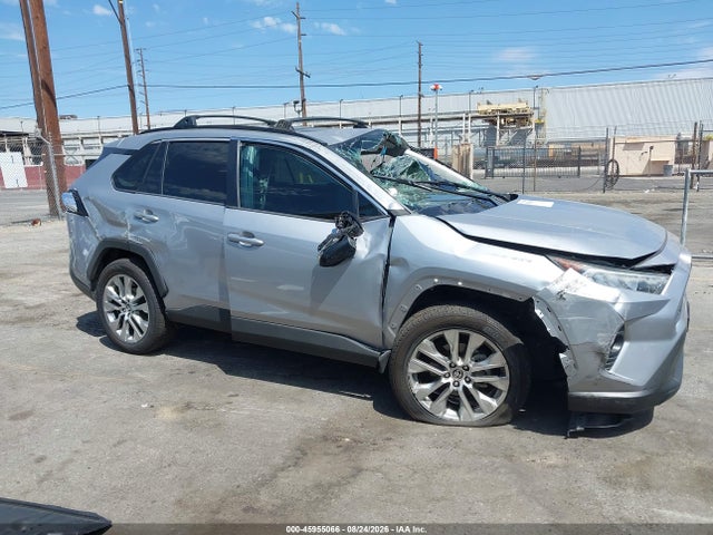 Toyota Rav4 Xle Premium 2021 2T3C1RFV1MC136481 Image 13