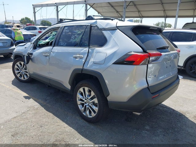 Toyota Rav4 Xle Premium 2021 2T3C1RFV1MC136481 Image 3