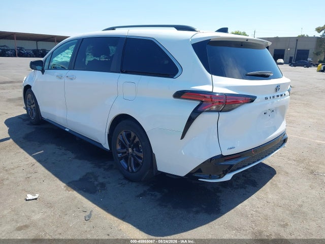 5TDDSKFC9RS134637 Toyota Sienna Xse