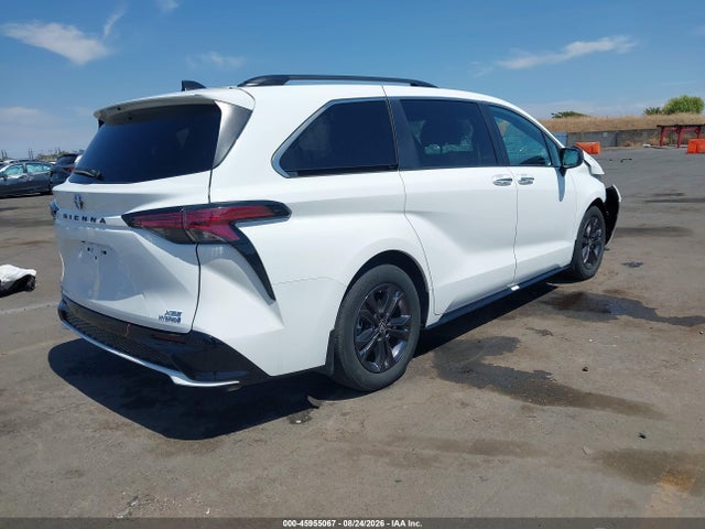 5TDDSKFC9RS134637 Toyota Sienna Xse