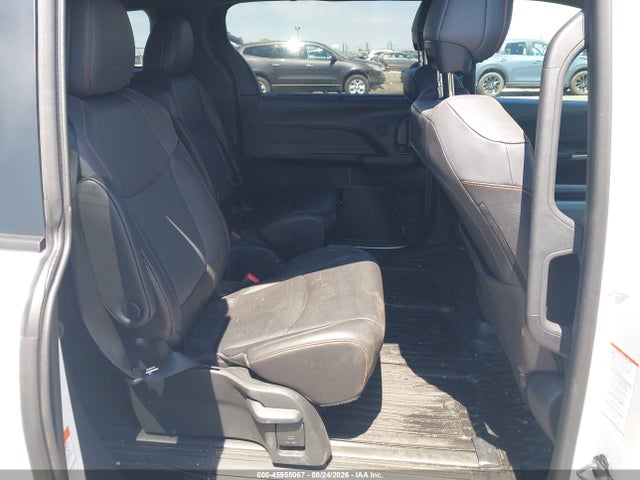 5TDDSKFC9RS134637 Toyota Sienna Xse