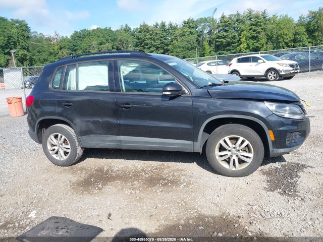 Продаж на аукціоні авто 2017 Volkswagen Tiguan 2.0t/2.0t S, vin: WVGBV7AXXHK027832, номер лоту: 45955079