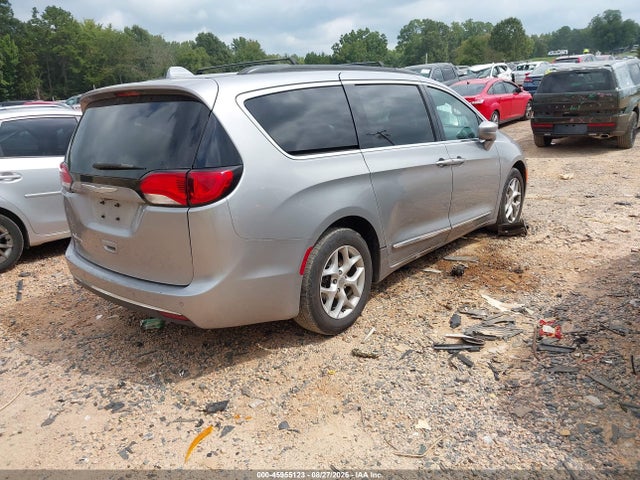 2017 Chrysler Pacifica Touring-l მანქანა იყიდება აუქციონზე, vin: 2C4RC1BGXHR668016, აუქციონის ნომერი: 45955123