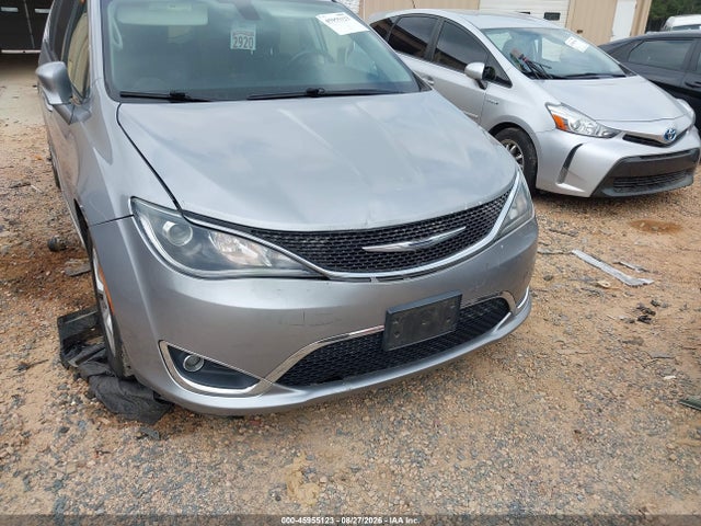 2017 Chrysler Pacifica Touring-l მანქანა იყიდება აუქციონზე, vin: 2C4RC1BGXHR668016, აუქციონის ნომერი: 45955123