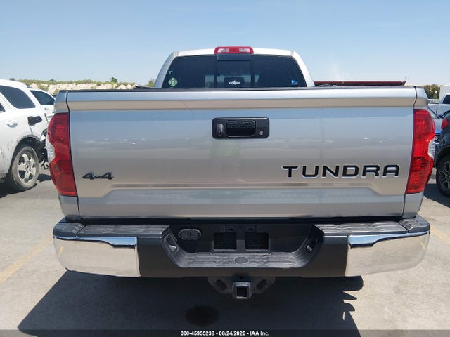 5TFUW5F19EX334152 Toyota Tundra Sr5 5.7l V8