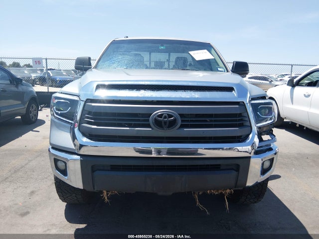 5TFUW5F19EX334152 Toyota Tundra Sr5 5.7l V8