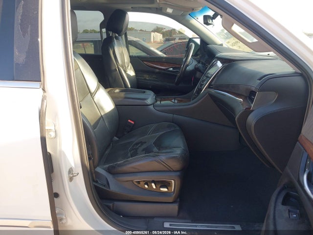 45955261 :رقم المزاد ، 1GYS4JKJ8KR334410 vin ، 2019 Cadillac Escalade Esv Premium Luxury مزاد بيع