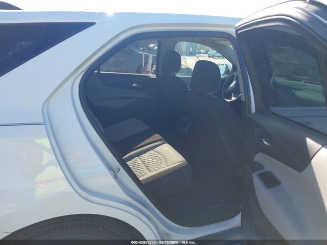 Chevrolet EQUINOX LT 2018 3GNAXJEV4JS636335 Image 8