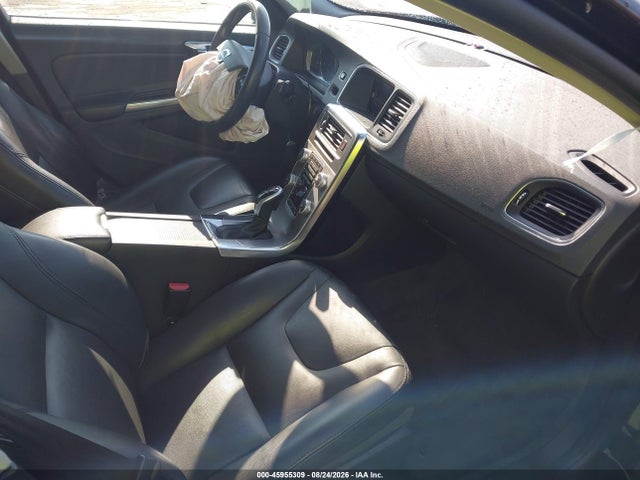 Продаж на аукціоні авто 2017 Volvo S60 Inscription T5, vin: LYV402HK9HB138346, номер лоту: 45955309