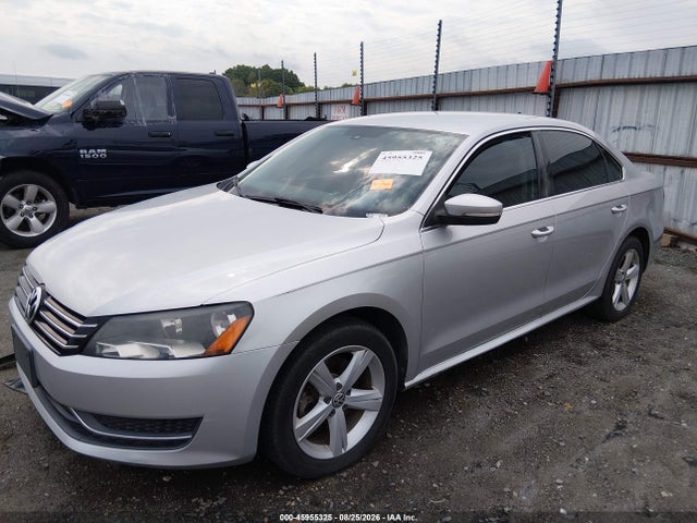 45955325 :رقم المزاد ، 1VWBS7A35EC058435 vin ، 2014 Volkswagen Passat 1.8t Se مزاد بيع