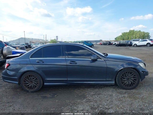Продаж на аукціоні авто 2013 Mercedes-benz C 300 Luxury 4matic/sport 4matic, vin: WDDGF8ABXDR277239, номер лоту: 45955342