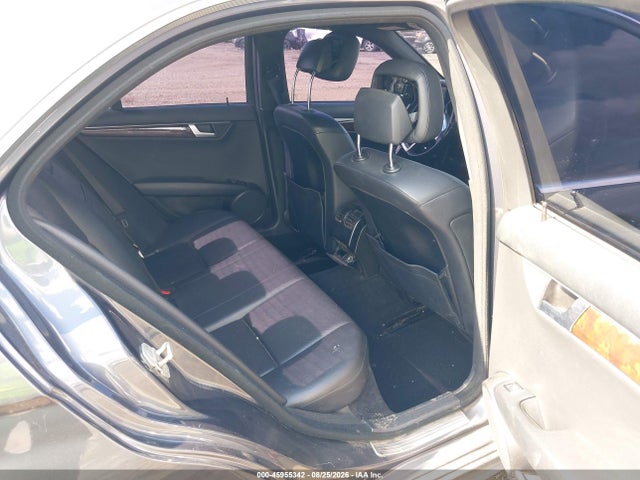 Продаж на аукціоні авто 2013 Mercedes-benz C 300 Luxury 4matic/sport 4matic, vin: WDDGF8ABXDR277239, номер лоту: 45955342