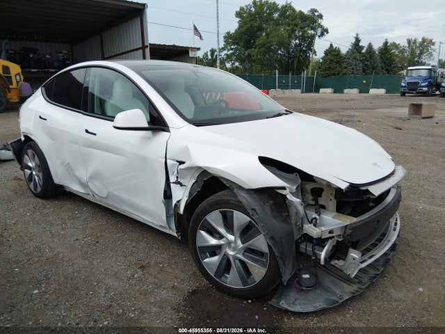 7SAYGAEE4PF869871 Tesla Model Y Awd/long Range Dual Motor All-wheel Drive