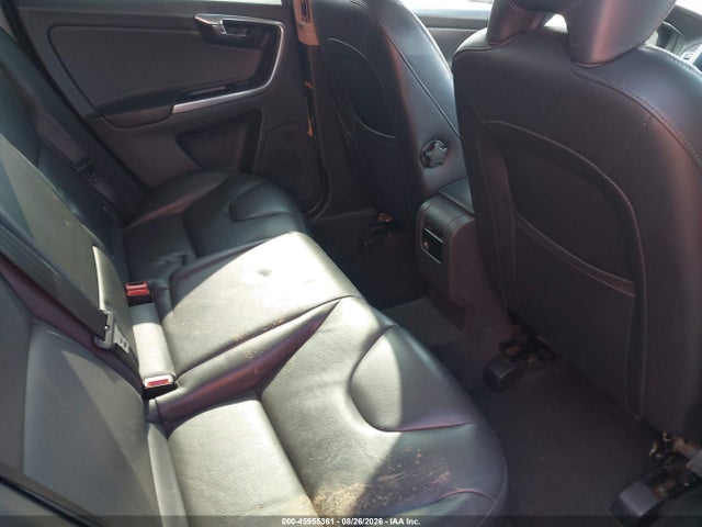 2015 Volvo Xc60 T5 Premier მანქანა იყიდება აუქციონზე, vin: YV440MDB1F2621875, აუქციონის ნომერი: 45955361