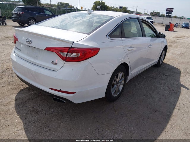 Hyundai SONATA SE 2016 5NPE24AF2GH305877 Image 4