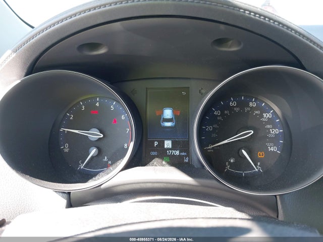 NMTKHMBX2MR136344 Toyota C-HR LE