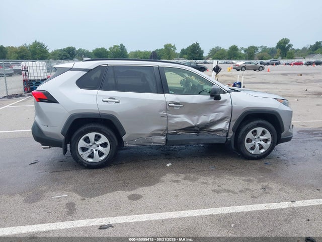 Toyota RAV4 LE 2020 JTMF1RFV3LD048037 Image 13