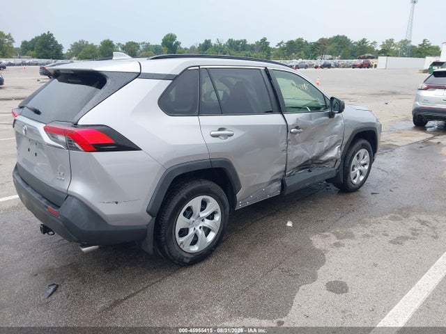 Toyota RAV4 LE 2020 JTMF1RFV3LD048037 Image 4