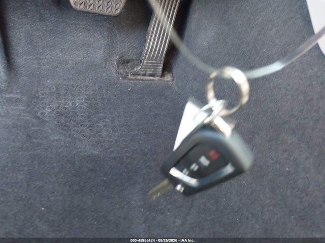 45955424 :رقم المزاد ، 4T1C11AK3RU914633 vin ، 2024 Toyota Camry Le مزاد بيع