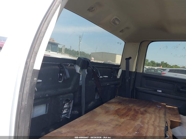 Продажа на аукционе авто 2016 Ram 3500 Chassis Tradesman/slt/laramie, vin: 3C7WRTCL1GG374830, номер лота: 45955447