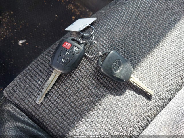 Продажа на аукционе авто 2019 Toyota Corolla Se, vin: 5YFBURHE1KP862220, номер лота: 45955452
