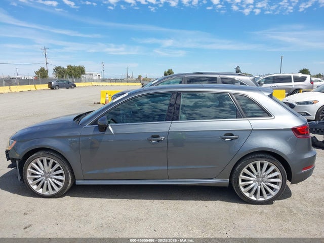 45955486 :رقم المزاد ، WAUTPBFF5GA119888 vin ، 2016 Audi A3 E-tron 1.4t Premium مزاد بيع