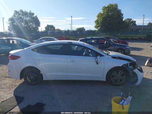Продажа на аукционе авто 2018 Hyundai Elantra Sel, vin: 5NPD84LF9JH325235, номер лота: 45955510