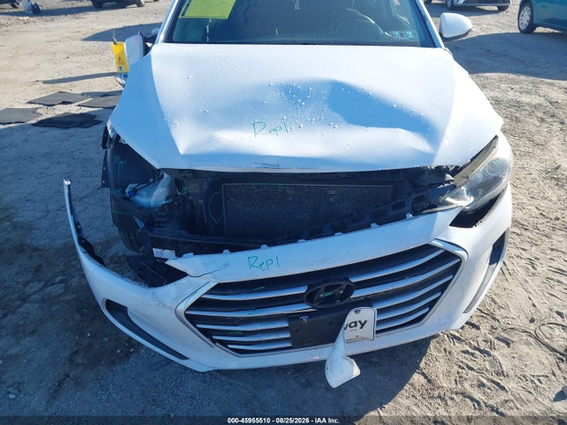 Продажа на аукционе авто 2018 Hyundai Elantra Sel, vin: 5NPD84LF9JH325235, номер лота: 45955510