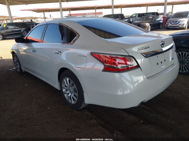Nissan Altima 2.5 S 2014 1N4AL3AP3EC114370 Image 3