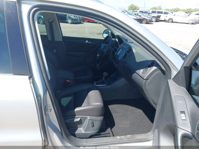 45955538 :رقم المزاد ، WVGAV3AX6EW562892 vin ، 2014 Volkswagen Tiguan Se مزاد بيع