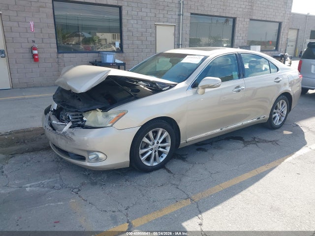 45955541 :رقم المزاد ، JTHBK1EG1B2456867 vin ، 2011 Lexus Es 350 مزاد بيع