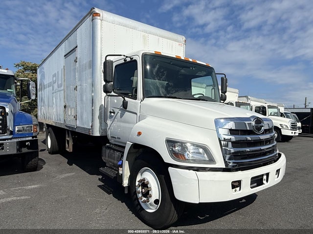 2020 Hino 268 Box Truck მანქანა იყიდება აუქციონზე, vin: 5PVNJ8JV6L5S79425, აუქციონის ნომერი: 45955571