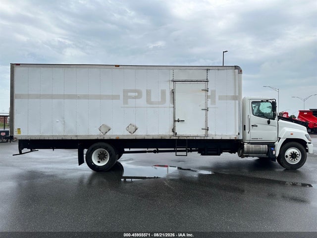 2020 Hino 268 Box Truck მანქანა იყიდება აუქციონზე, vin: 5PVNJ8JV6L5S79425, აუქციონის ნომერი: 45955571