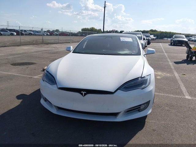 45955589 :رقم المزاد ، 5YJSA1E27JF281139 vin ، 2018 Tesla Model S 100d/75d/p100d مزاد بيع